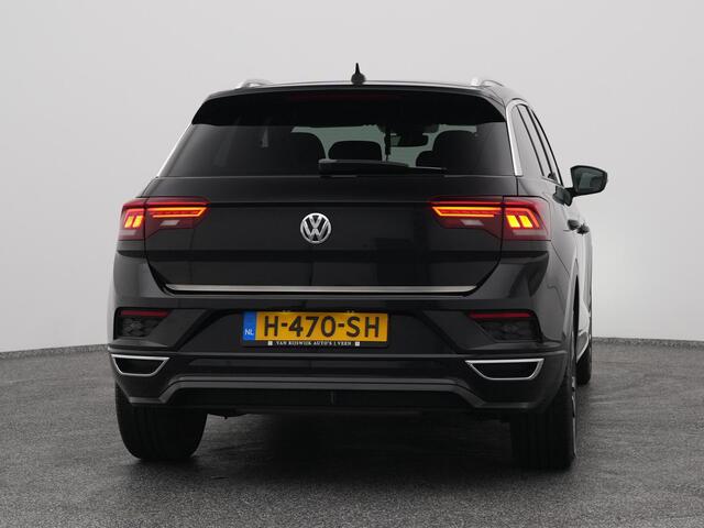 Volkswagen T-Roc 1.5 TSI Automaat Sport Business R | ADAPTIVE | CARPLAY | TREKHAAK