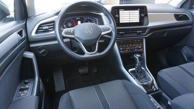 Volkswagen T-Roc 1.5 TSI 150pk DSG Life Business *Facelift* Virtual App-Connect 17inch LM Stoelverwarming *Zeer Nette T-Roc* 45226km!