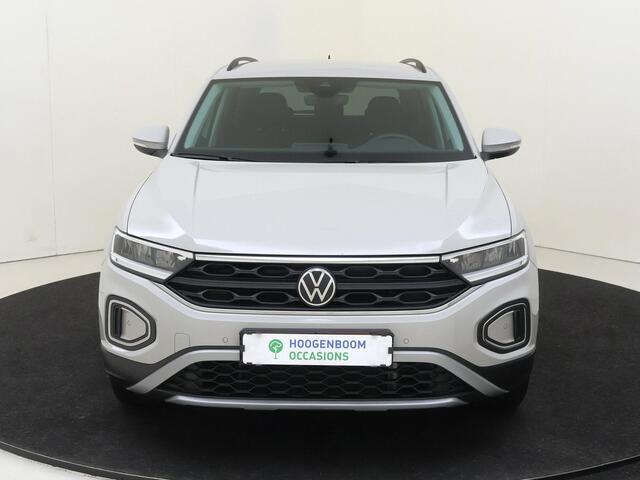Volkswagen T-Roc 1.0 TSI Life | Keyless | Achteruitrijcamera | Parkeerassistent | CarPlay | Adaptieve cruise control | Elektrisch inklapbare buitenspiegels |