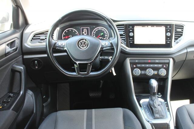 Volkswagen T-Roc 1.5 TSI Style Business Automaat / Afneembare trekhaak / stoel verwarming