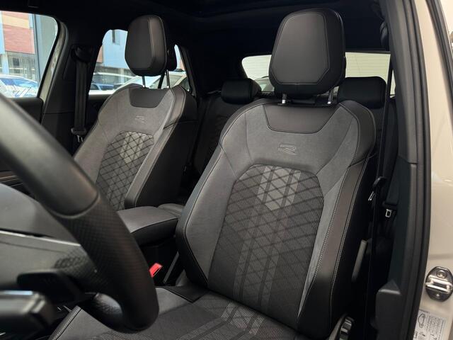 Volkswagen T-Roc 1.5 TSI R-Line / Pano / Camera /