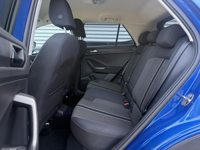 Volkswagen T-Roc 1.5 TSI Style 1e Eigenaar|Navi|Clima|Adap cruise|Camera|PDC V+A|Carplay|N.A.P|APK tot 03-2028