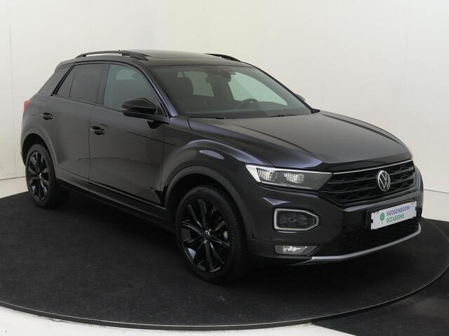 Volkswagen T-Roc 1.5 TSI Sport | Panoramadak | Black style | Keyless | Digital cockpit Pro | Achteruitrijcamera | Navigatie | Stoelverwarming |