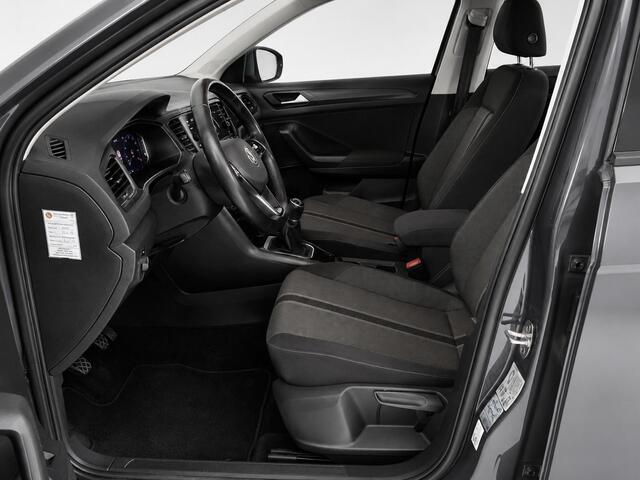 Volkswagen T-Roc 1.5 TSI Style Business Trekhaak ACC Virtualcockpit Climatecontrol Navigatie App-connct/Android