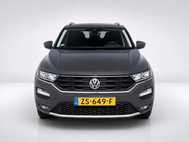 Volkswagen T-Roc 1.5 TSI Style Business Trekhaak ACC Virtualcockpit Climatecontrol Navigatie App-connct/Android