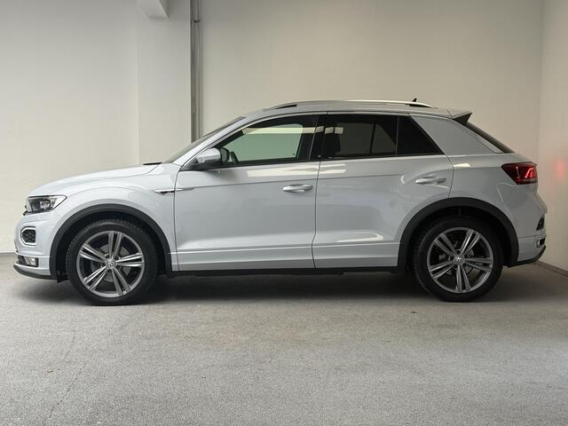 Volkswagen T-Roc 1.5 TSI 3x R-Line | PANO | CAMERA | CARPLAY | VIRTUAL | ALL SEASONS |