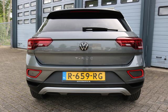Volkswagen T-Roc 1.0 TSI Life Virtual cockpit Navi Camera Led Privacy glass Bj:2022
