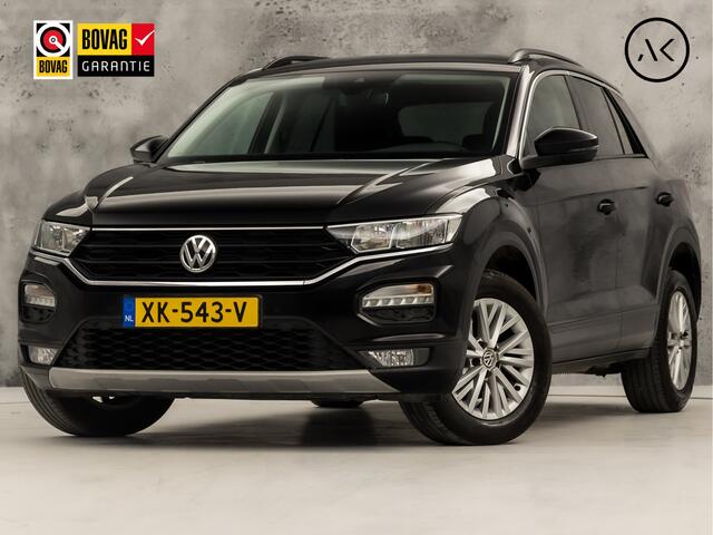 Volkswagen T-Roc 1.5 TSI Sport 150Pk Automaat (APPLE CARPLAY, GROOT NAVI, CLIMATE, GETINT GLAS, SPORTSTOELEN, ADAPTIVE CRUISE, PARKEERSENSOREN, NIEUWE APK, NIEUWSTAAT)
