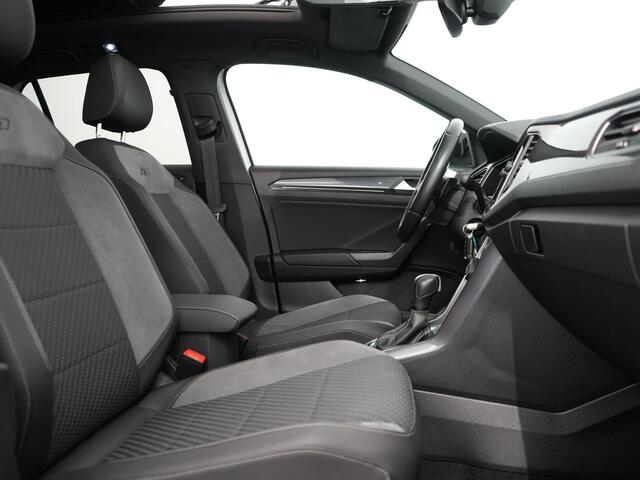 Volkswagen T-Roc 1.5 TSI Sport Business R | Pano | Winterpakket | Virtual |