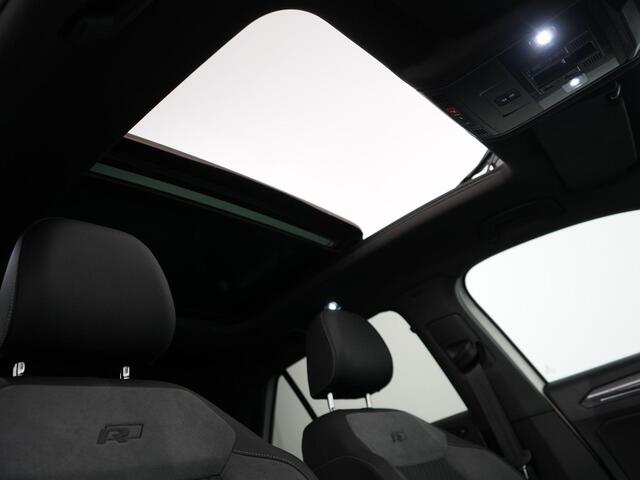 Volkswagen T-Roc 1.5 TSI Sport Business R | Pano | Winterpakket | Virtual |