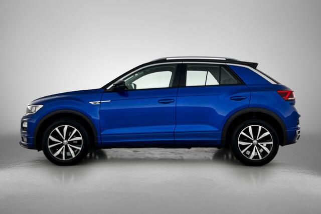 Volkswagen T-Roc 1.0 TSI Style Bus. R-line Stoelverwarming, ACC,