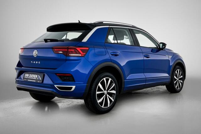 Volkswagen T-Roc 1.0 TSI Style Bus. R-line Stoelverwarming, ACC,
