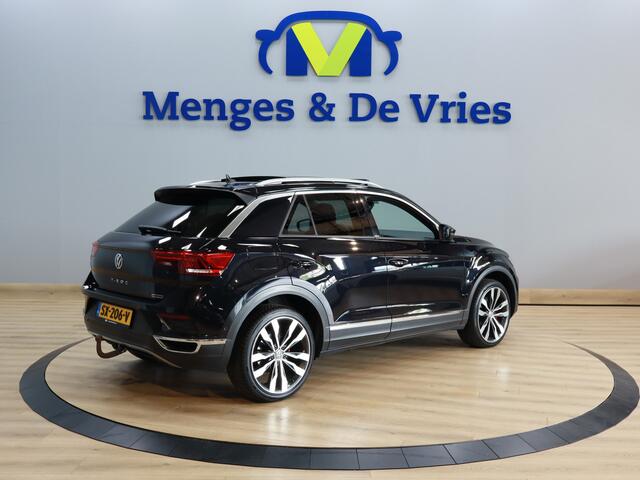 Volkswagen T-Roc 2.0 TSI 4Motion Sport Airco ECC | LED | Panorama | Leer | Virtual | Adaptive Cruise | 19" velgen | Trekhaak | Apple Carplay Android auto | Isofix | NAP |