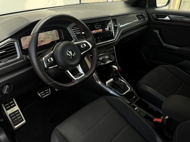 Volkswagen T-Roc 1.5 TSI 150pk DSG R-line Panoramadak VirtualCockpit ACC Carplay Sportstoelen Camera 18" Pdc