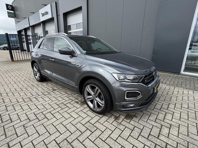 Volkswagen T-Roc 1.5 TSI Sport Business R | Pano | Navigatie | Carplay | Leer |