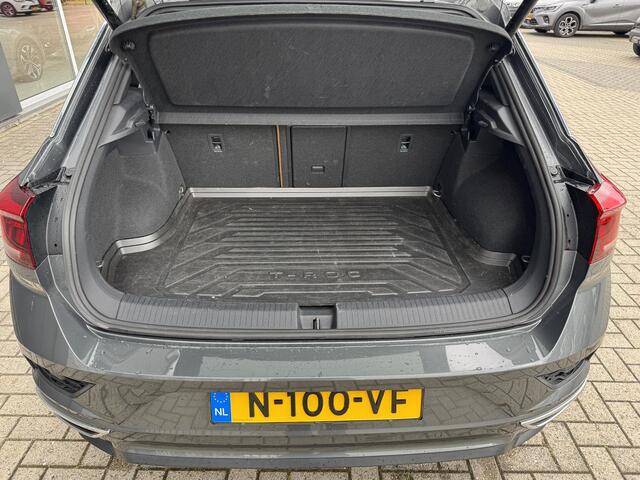 Volkswagen T-Roc 1.5 TSI Sport Business R | Pano | Navigatie | Carplay | Leer |
