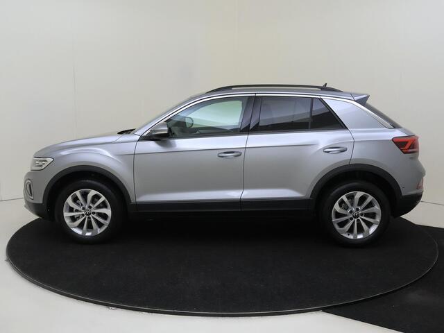 Volkswagen T-Roc Life Edition | 'App-Connect' draadloze smartphone integratie | 'App-Connect' draadloze smartphone integratie | Afstandscontrolesysteem (Front Assist)