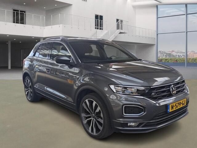 Volkswagen T-Roc 1.5 TSI Sport Business R 19"/Panoramadak/Trekhaak/Dodehoek/Camera/Adaptieve cruise/Apple Carplay & Android Auto/Camera/PDC v+a