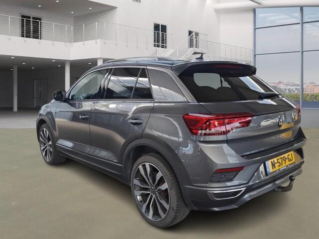 Volkswagen T-Roc 1.5 TSI Sport Business R 19"/Panoramadak/Trekhaak/Dodehoek/Camera/Adaptieve cruise/Apple Carplay & Android Auto/Camera/PDC v+a