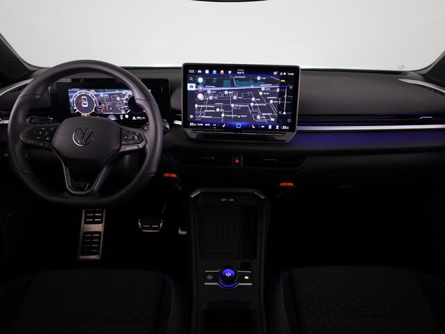 Volkswagen T-Roc 1.5 eTsi Style First Edition | 360 Camera | Black Style | Head-Up display | Led Matrix |