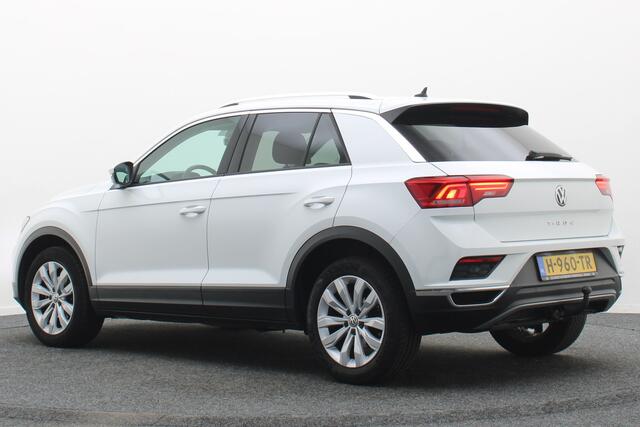 Volkswagen T-Roc 1.5 TSI Style Camera, ACC, Trekhaak, Apple Carplay, Climate, Lane Assist, PDC
