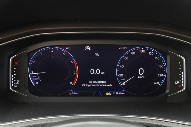Volkswagen T-Roc 1.5 TSI Style Camera, ACC, Trekhaak, Apple Carplay, Climate, Lane Assist, PDC