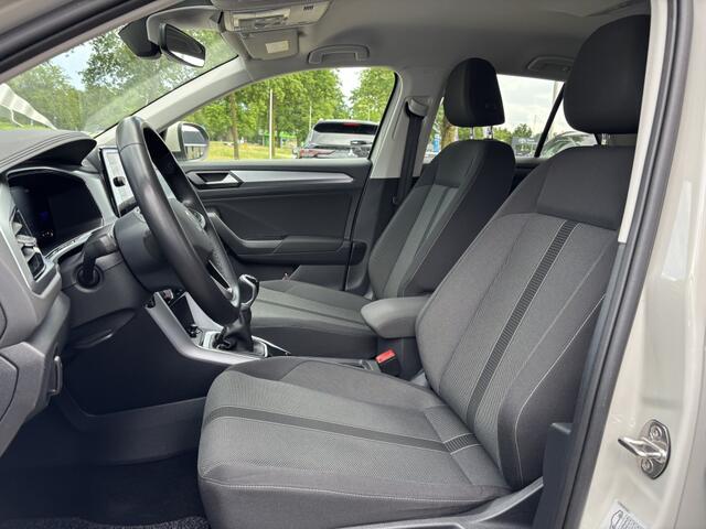 Volkswagen T-Roc 1.0 TSI Life | DIGITAL COCKPIT | LED | Apple/Android | Parkeerse