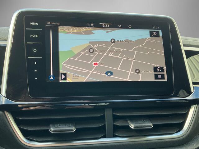 Volkswagen T-Roc 1.5TSI/150PK R-Line DSG · Panoramadak · Leder · Dodehoeksensoren · Apple/Android Car Play · Camera · Stuur & Stoelverwarming · 19'' · Elektrische stoelverstelling ·