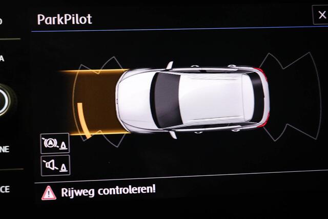 Volkswagen T-Roc 1.0 TSI Sport | WINTER PACK | STOELVERWARMING | CLIMA | NAVIGATIE