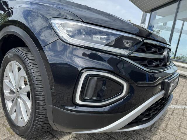 Volkswagen T-Roc 1.5 TSI Style DSG | Trekhaak | IQ.Light | ACC | massagefunctie | App-conn.