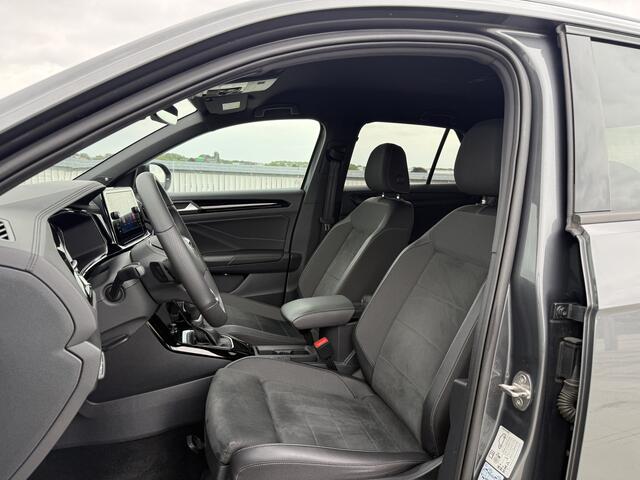 Volkswagen T-Roc 1.5 TSI R-Line | Black Style | IQ | Beats | Trekhaak | 19" inch