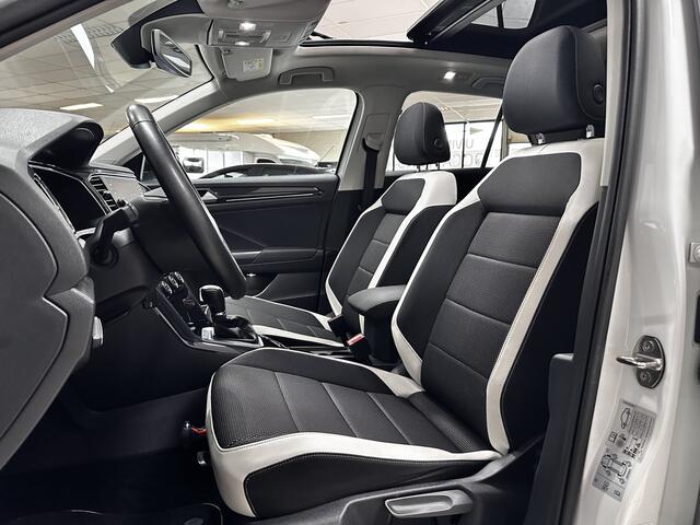 Volkswagen T-Roc 1.5 TSI Sport/ Open-Pano Dak/ Automaat/ LED Koplampen/ Virtual Cockpit/ Trekhaak/ Clima/ Navi/ Cruise/ Bluetooth/ Multi.LEDER.Stuur/ Elek.Pakket/ Isofix/ PDC V+A.