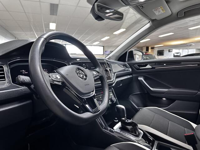 Volkswagen T-Roc 1.5 TSI Sport/ Open-Pano Dak/ Automaat/ LED Koplampen/ Virtual Cockpit/ Trekhaak/ Clima/ Navi/ Cruise/ Bluetooth/ Multi.LEDER.Stuur/ Elek.Pakket/ Isofix/ PDC V+A.
