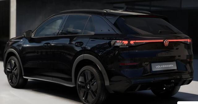 Volkswagen T-Roc 1.5 eTsi R-Line First Edition !!!Profiteer ook van ¤ 4.000 inruilpremie!!!