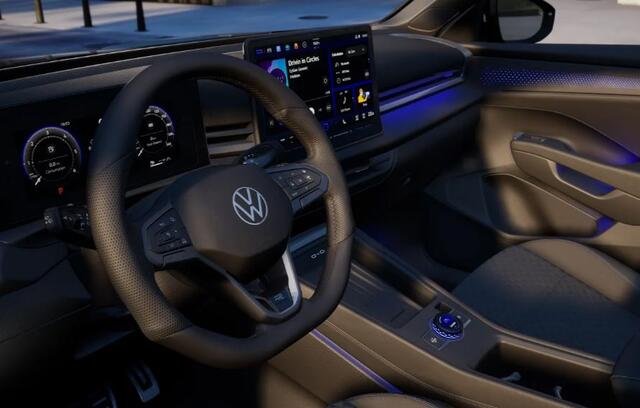 Volkswagen T-Roc 1.5 eTsi R-Line First Edition !!!Profiteer ook van ¤ 4.000 inruilpremie!!!