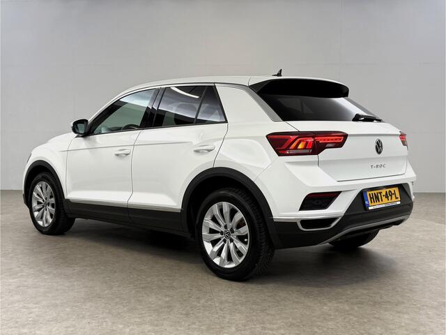 Volkswagen T-Roc 1.5 TSI Sport | Adap. Cruise | Carplay | Clima | Sfeer | LED | Keyless | Parkeersens.