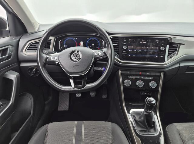 Volkswagen T-Roc 1.5 TSI Sport 150PK | Stoelverwarming | Virtual Cockpit | Camera