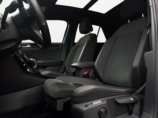 Volkswagen T-Roc 1.5 TSI 150PK R-Line Pano Dode-Hoek IQ Lights