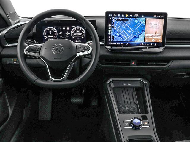 Volkswagen T-Roc Life First Edition 1.5 eTSI 116 PK 7 versn. DSG · Achteruitrijcamera · Comfort pakket · Voorraad OUTLET · Prijs is inclusief inruilpremie ·
