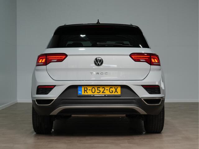 Volkswagen T-Roc 1.0 TSI Style Business Navigatie Camera 237
