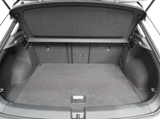 Volkswagen T-Roc 1.0 TSI Style Business Navigatie Camera 237