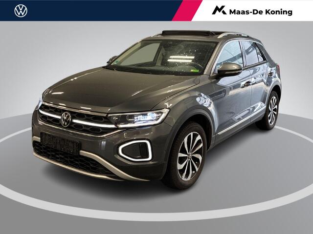 Volkswagen T-Roc 1.5 TSI 150pk DSG Style · Panoramadak · Camera · Apple/Android Car Play · Dodehoeksensor · IQ.Light · 17'' Inch ·