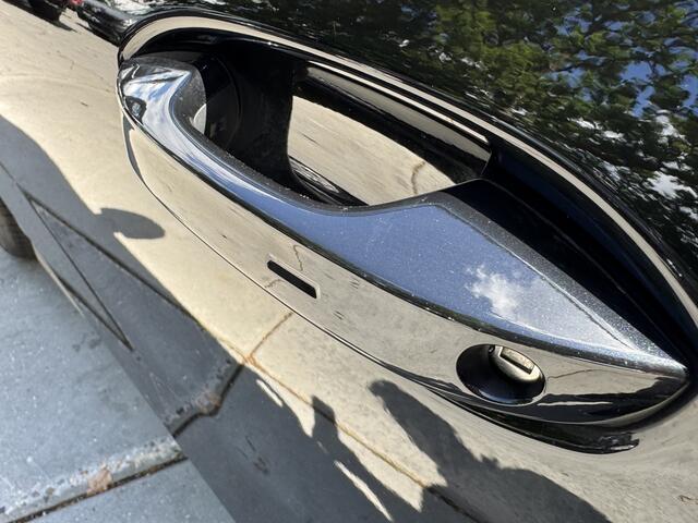 Volkswagen T-Roc 1.5 eTsi 150pk DSG R-Line First Edition Virtual Cockpit Carplay Trekhaak Camera Keyless Stoelverwarming