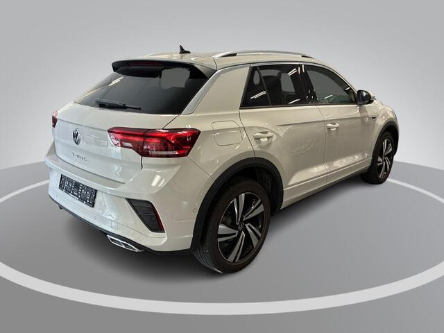Volkswagen T-Roc 1.5 TSI 150pk DSG R-Line · Camera · Keyless · Dodehoeksensor · Stoelverwarming · ACC · Elek. Achterklep · 18"Velgen ·