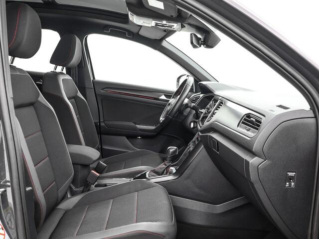 Volkswagen T-Roc 1.5 TSI Sport Business R · Panoramadak · Camera · Standkachel · Stoelverwarming · Navigatie · 19" Velgen · Elek. Inklapbare Spiegels ·