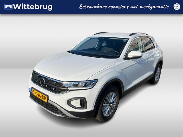 Volkswagen T-Roc 1.0 TSI Life Trekhaak / App-connect / Parkeersensoren / 16"LM velgen / Virtual Cockpit HAL