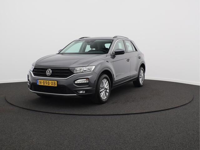 Volkswagen T-Roc 1.0 TSI Style/ lage km/ trekhaak!