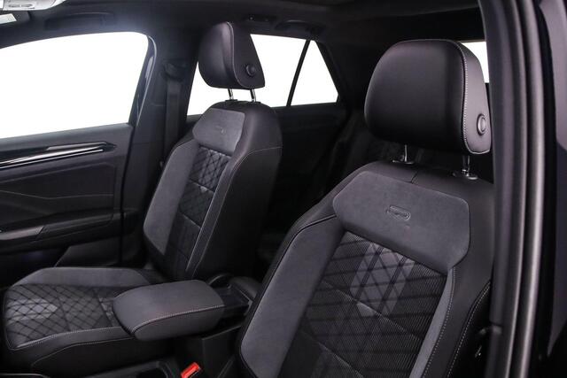 Volkswagen T-Roc R-Line 1.5 TSI 150pk DSG Automaat Panoramadak, Adaptive cruise control, LED koplampen, App connect, Achteruitrijcamera, Parkeersensoren