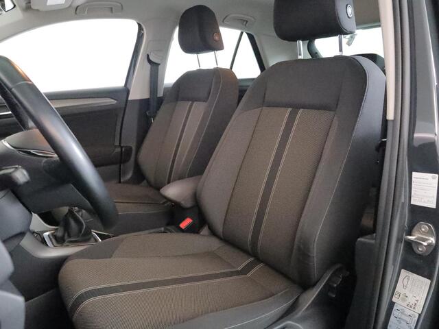 Volkswagen T-Roc 1.0 TSI Style 110 pk | Navigatie via App | Parkeersensoren | Adaptieve cruise control | Apple Carplay/Android Auto |
