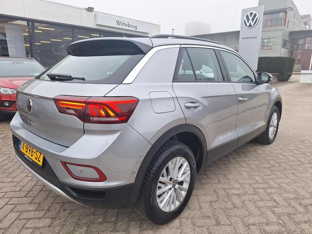 Volkswagen T-Roc 1.5 TSI Life Apple Carplay / Android Auto / LED / 16" LMV